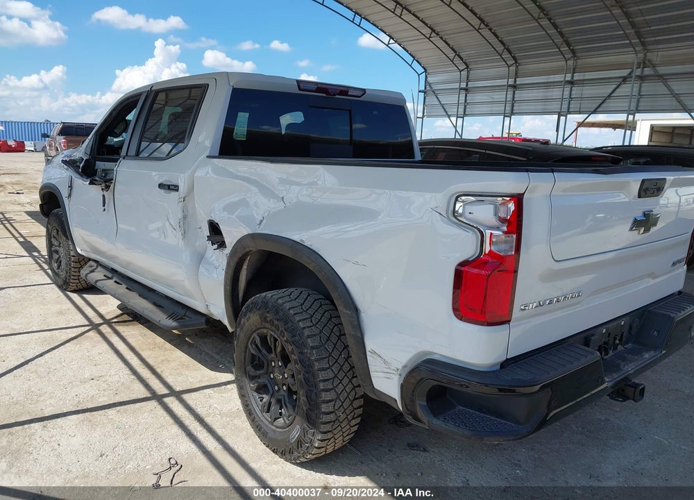 2022 CHEVROLET SILVERADO 1500 4WD SHORT BED ZR2 VIN: 3GCUDHEL7NG518326