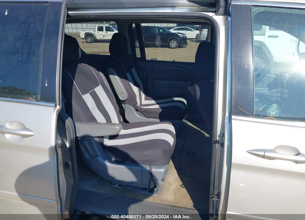 2006 HONDA ODYSSEY EX-L VIN: 5FNRL38736B007634