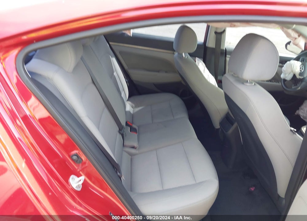 2017 HYUNDAI ELANTRA SE VIN: 5NPD84LF0HH036559