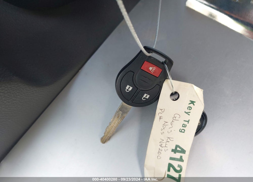 2015 NISSAN NV200 SV VIN: 3N6CM0KN7FK690225