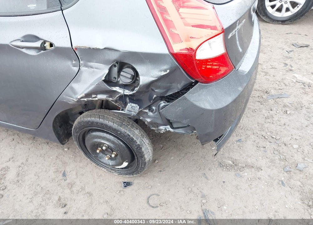 2013 HYUNDAI ACCENT GS VIN: KMHCT5AE2DU085283