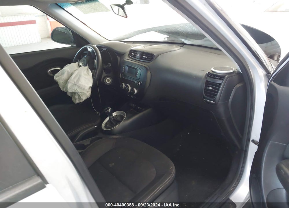 2016 KIA SOUL VIN: KNDJN2A27G7855250