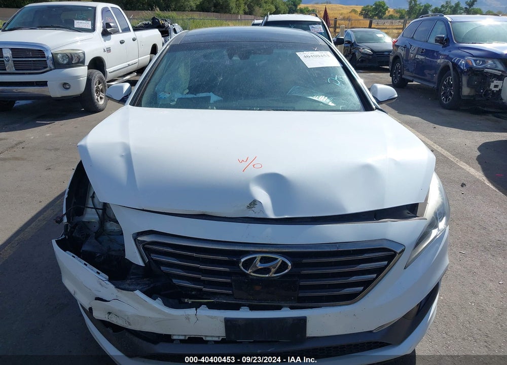 2015 HYUNDAI SONATA LIMITED 2.0T VIN: 5NPE34AB2FH132886