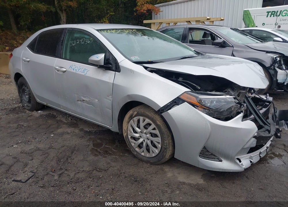 2018 TOYOTA COROLLA LE VIN: 2T1BURHE0JC052902