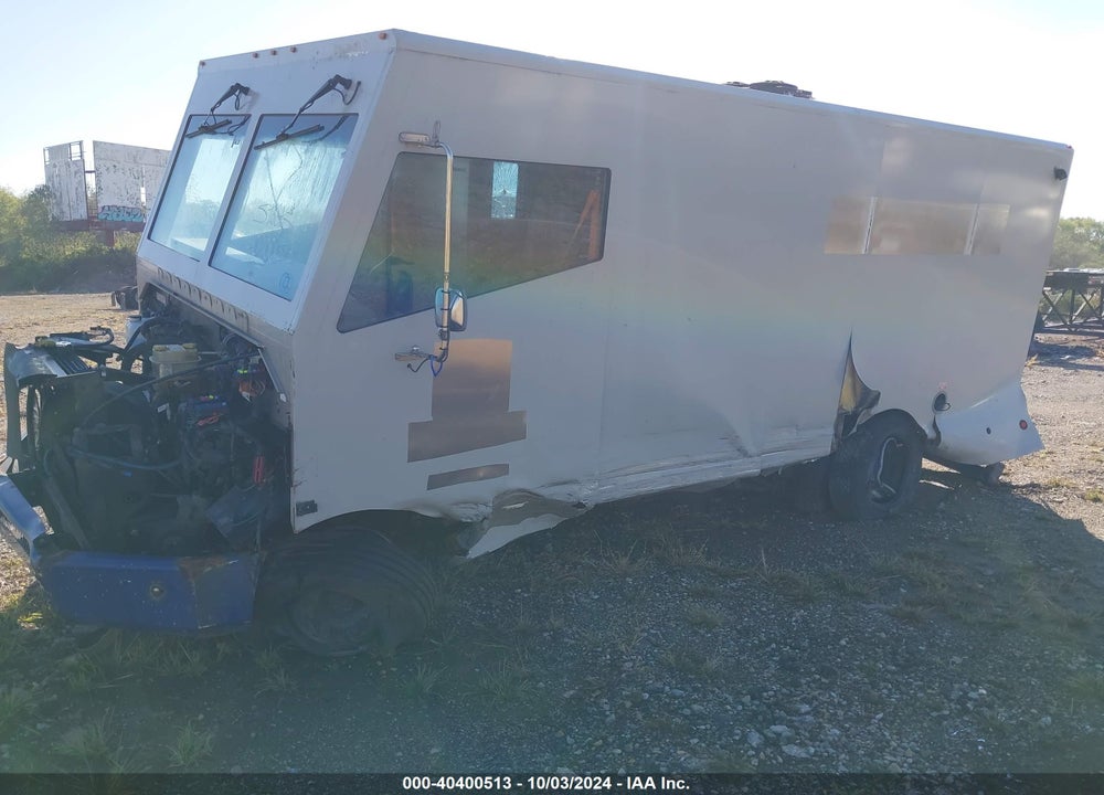 2018 FREIGHTLINER MT45G VIN: 4UZAC2EA8JCKG3143