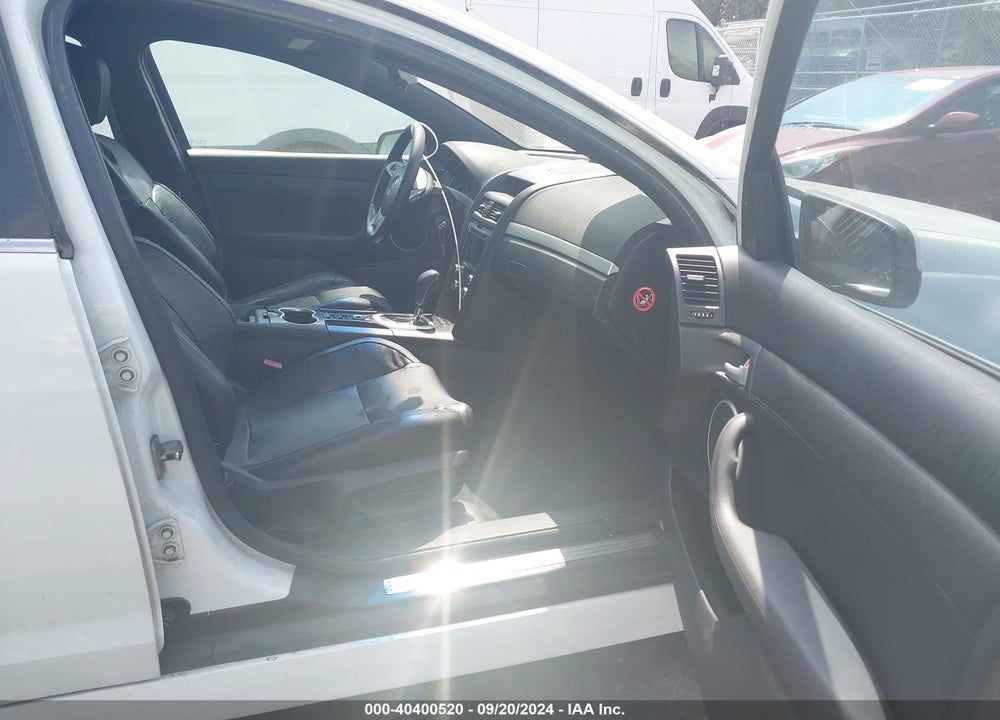 2008 PONTIAC G8 VIN: 6G2ER57728L146560