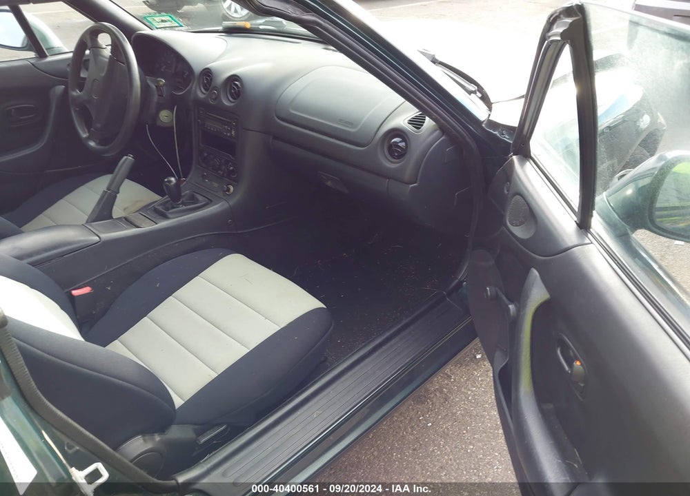 1999 MAZDA MX-5 MIATA LEATHER PKG/POPULAR EQUIPMENT PKG/SPORTS PKG/TOURING PKG VIN: JM1NB353XX0115235