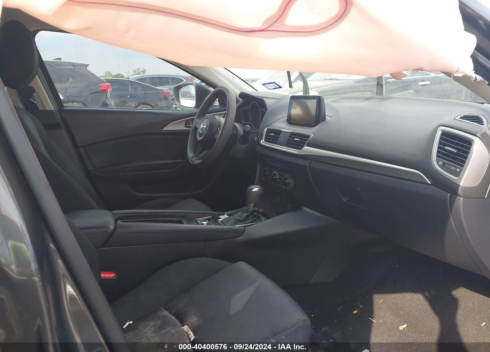 2018 MAZDA 3 SPORT VIN: 3MZBN1U75JM185374