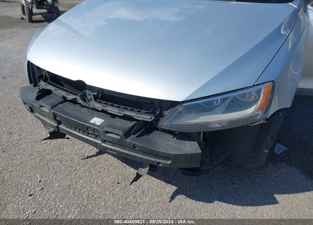 2013 VOLKSWAGEN JETTA 2.5L SE VIN: 3VWDP7AJ8DM251863