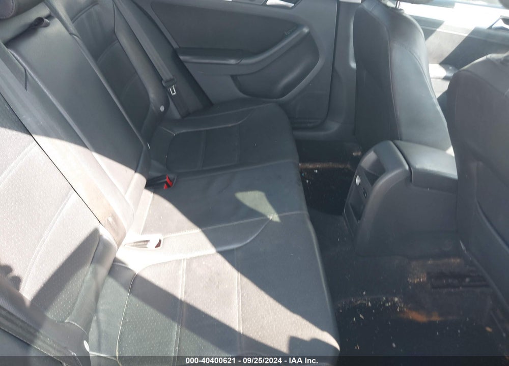 2013 VOLKSWAGEN JETTA 2.5L SE VIN: 3VWDP7AJ8DM251863
