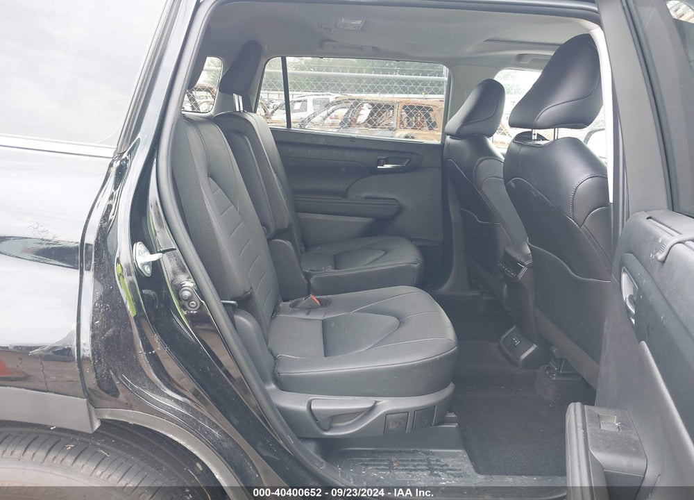 2024 TOYOTA HIGHLANDER XLE VIN: 5TDKDRAH0RS536916