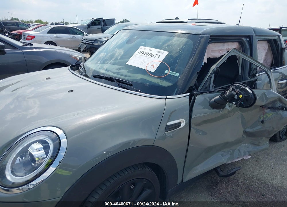 2020 MINI HARDTOP COOPER VIN: WMWXU7C04L2L37641