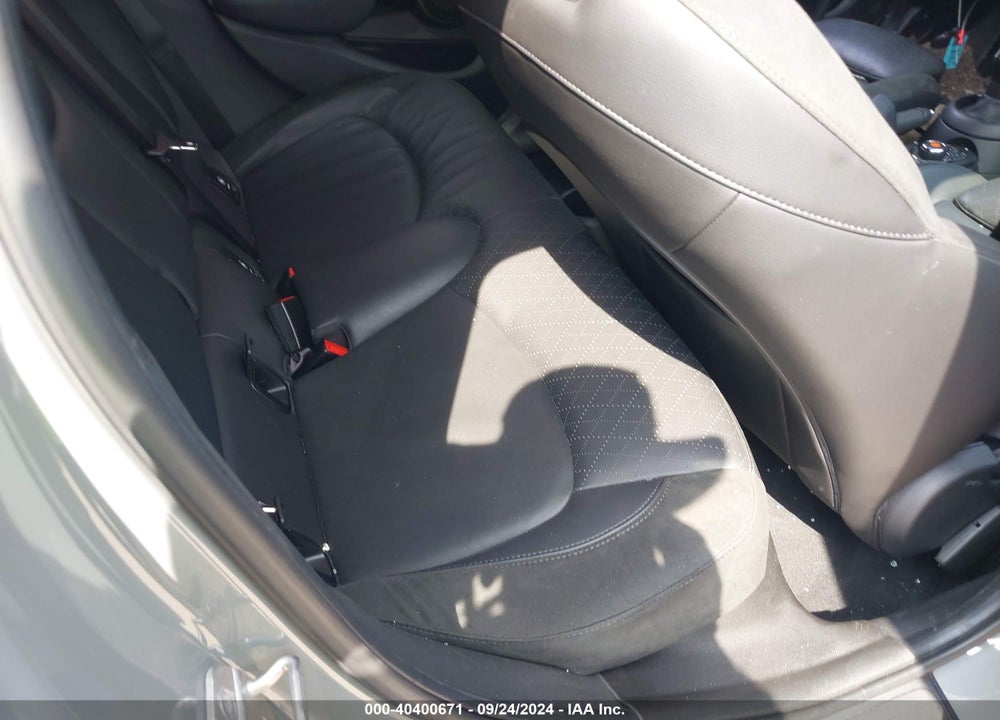 2020 MINI HARDTOP COOPER VIN: WMWXU7C04L2L37641