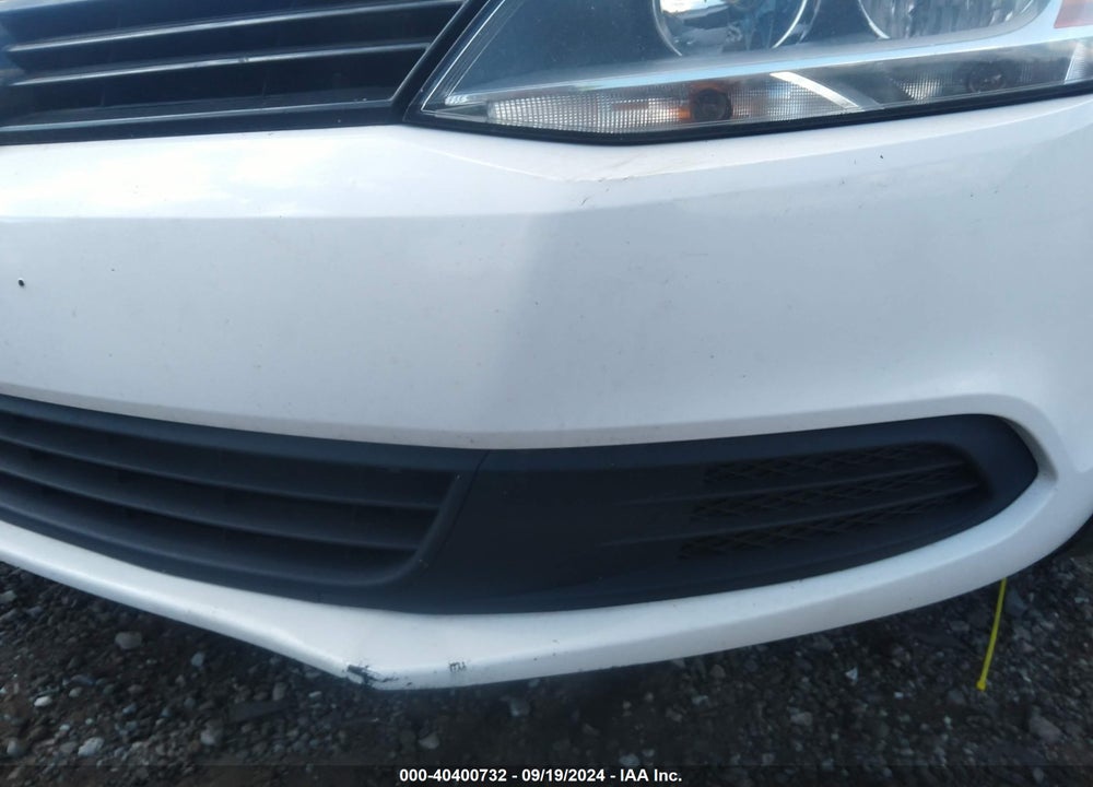 2011 VOLKSWAGEN JETTA 2.5L SE VIN: 3VWDZ7AJ5BM381400