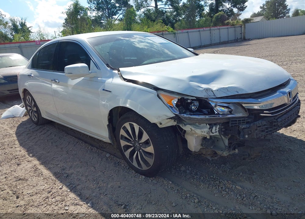 2017 HONDA ACCORD HYBRID VIN: JHMCR6F35HC019627