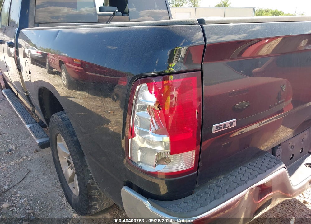 2017 RAM 1500 SLT QUAD CAB 4X2 6'4 BOX VIN: 1C6RR6GG2HS678954