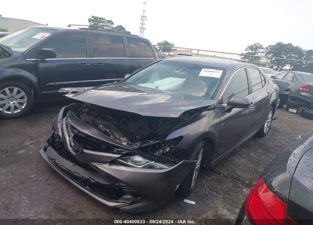 2019 TOYOTA CAMRY LE VIN: 4T1B11HK7KU290486