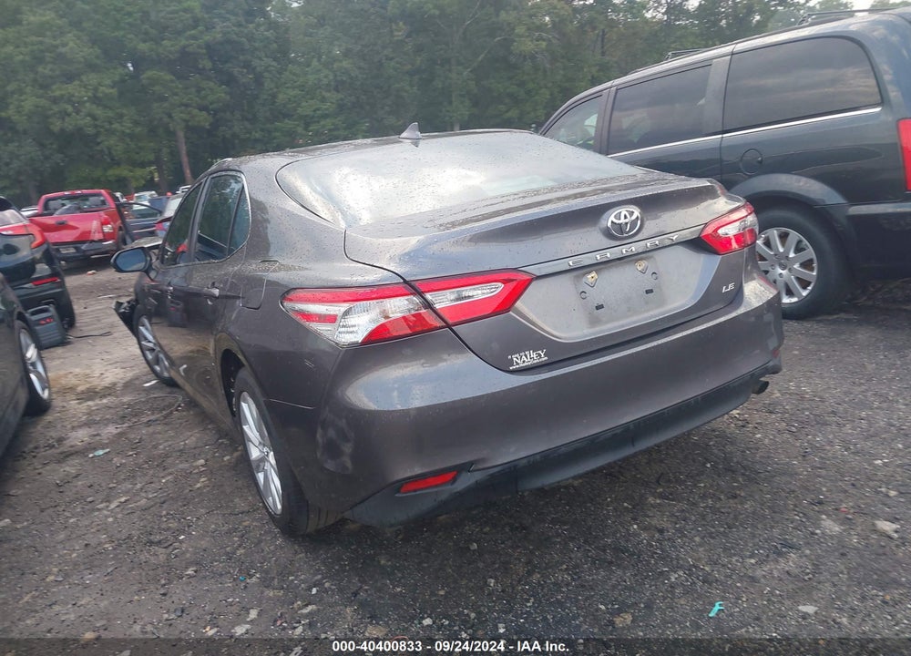 2019 TOYOTA CAMRY LE VIN: 4T1B11HK7KU290486