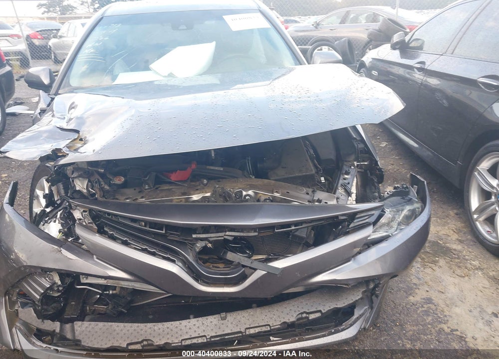 2019 TOYOTA CAMRY LE VIN: 4T1B11HK7KU290486