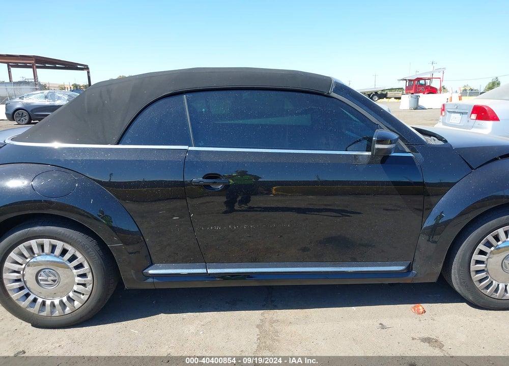 2013 VOLKSWAGEN BEETLE 2.5L VIN: 3VW5P7AT6DM811658