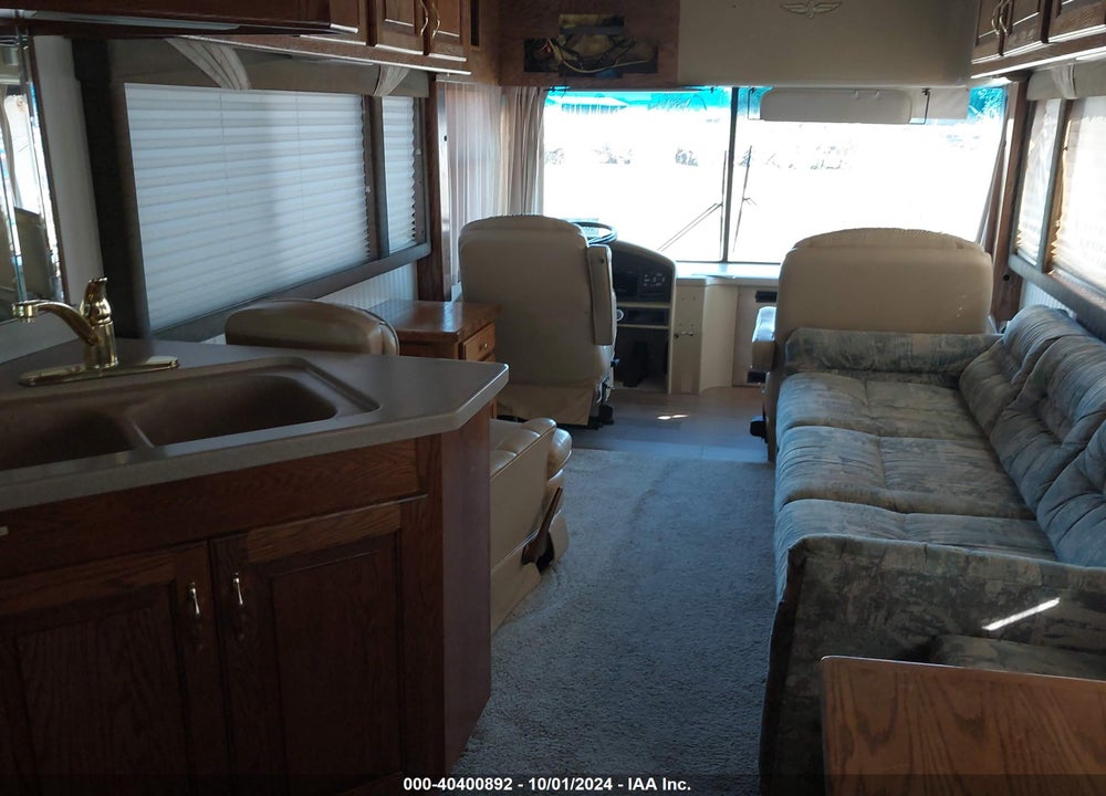 1994 GILLIG INCOMPLETE MOTORHOME CHSS VIN: 46GED1817R1052224