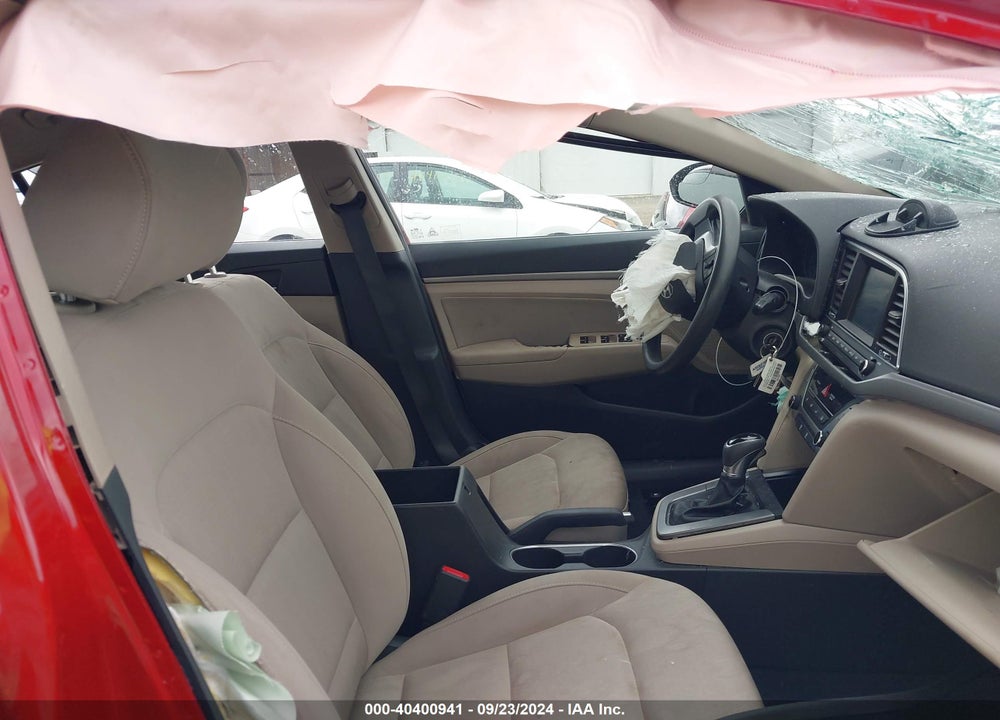 2017 HYUNDAI ELANTRA SE VIN: KMHD84LF1HU138079