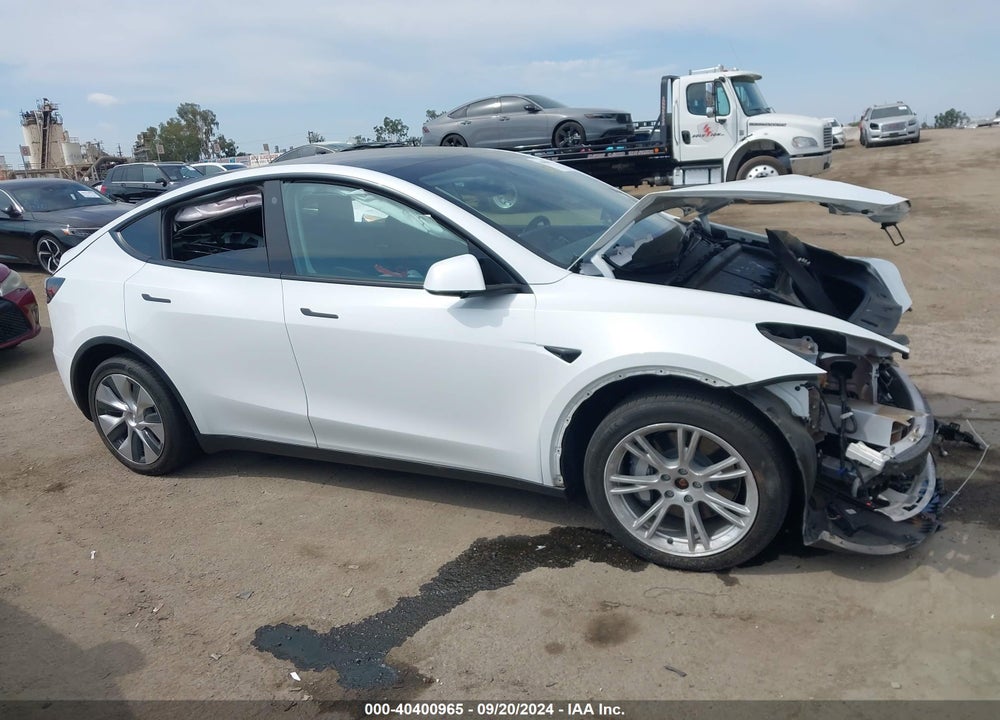 2021 TESLA MODEL Y LONG RANGE DUAL MOTOR ALL-WHEEL DRIVE VIN: 5YJYGDEE5MF305950