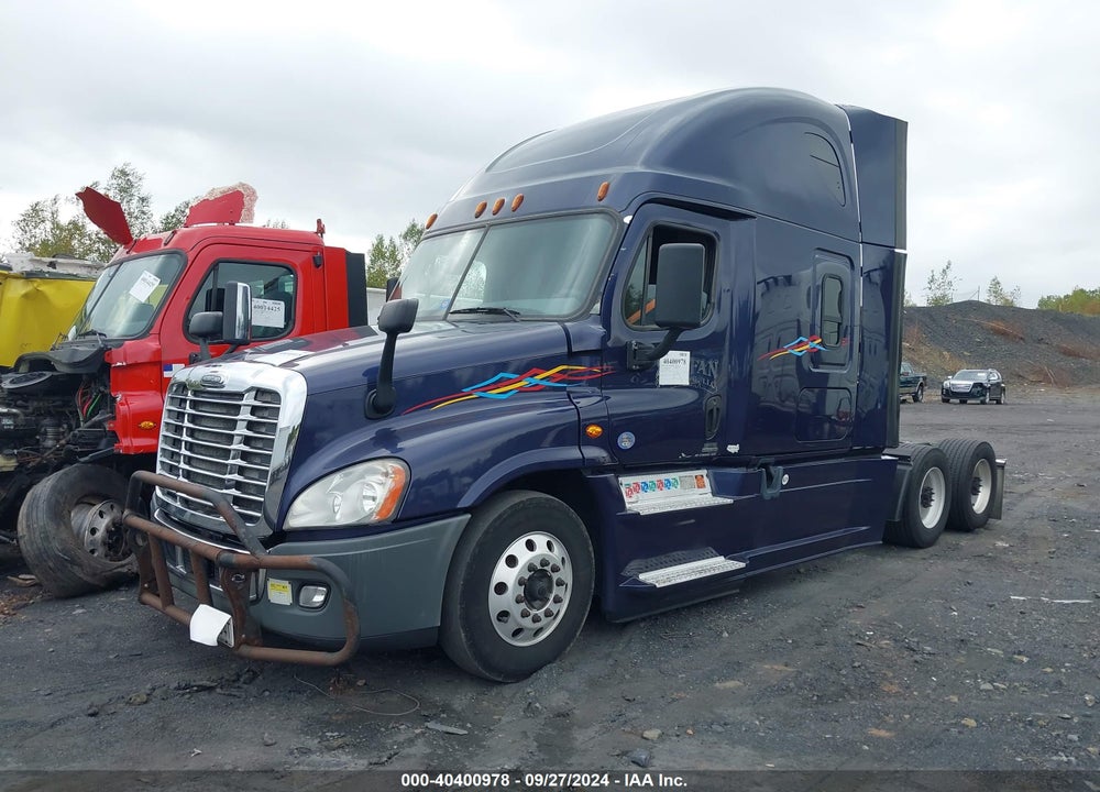 2017 FREIGHTLINER CASCADIA 125 VIN: 3AKJGLDR0HSHU4475