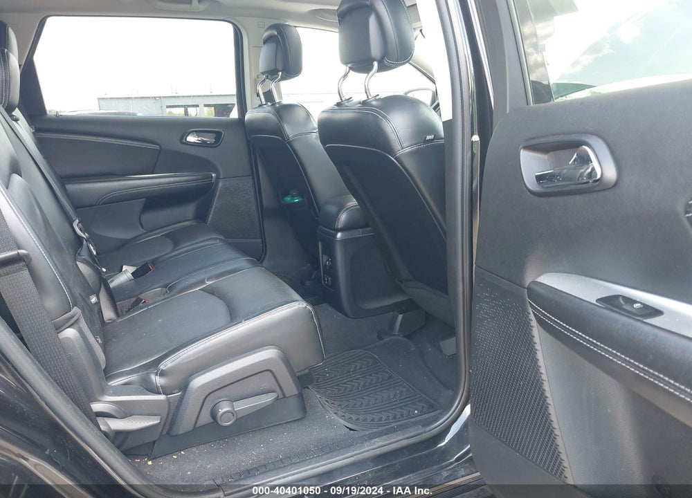 2011 DODGE JOURNEY LUX VIN: 3D4PH9FG1BT512195