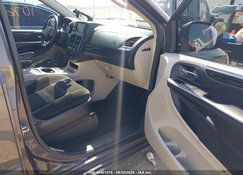2016 DODGE GRAND CARAVAN SXT VIN: 2C4RDGCG9GR123843