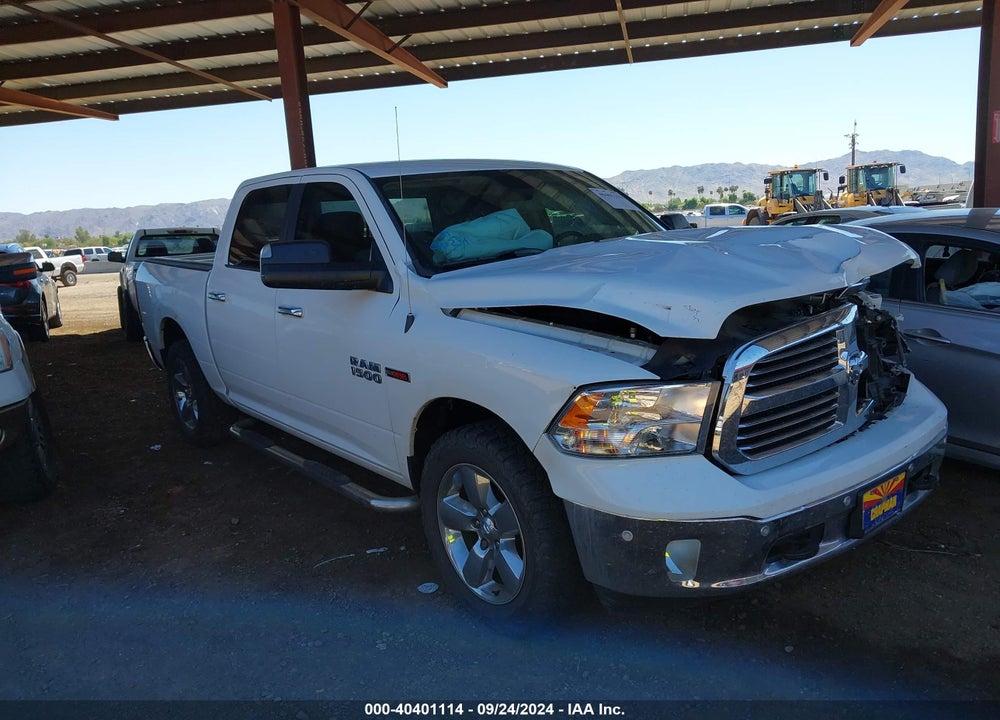 2015 RAM 1500 BIG HORN VIN: 1C6RR7LM7FS550093