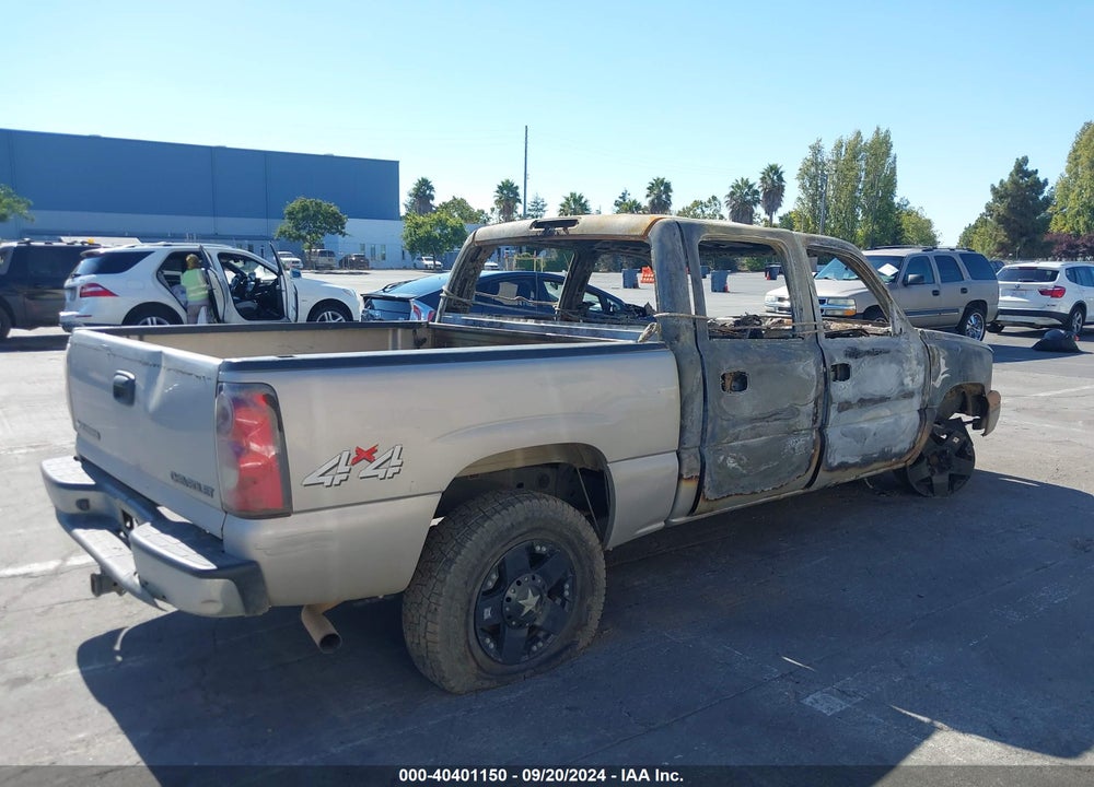 2005 CHEVROLET SILVERADO 1500 LS VIN: 2GCEK13T351171770