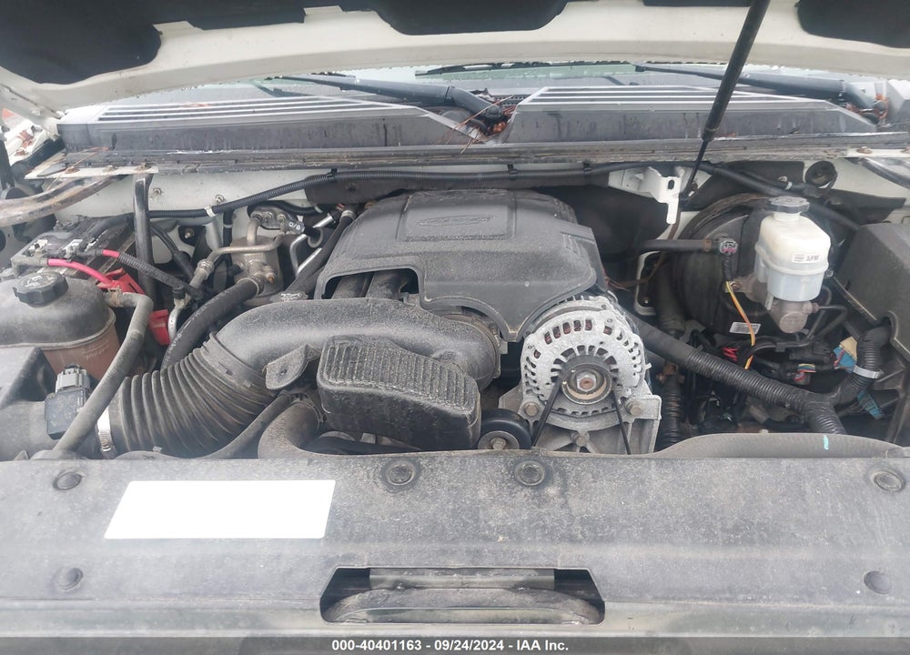 2010 GMC YUKON XL 1500 DENALI VIN: 1GKUKMEF2AR280196