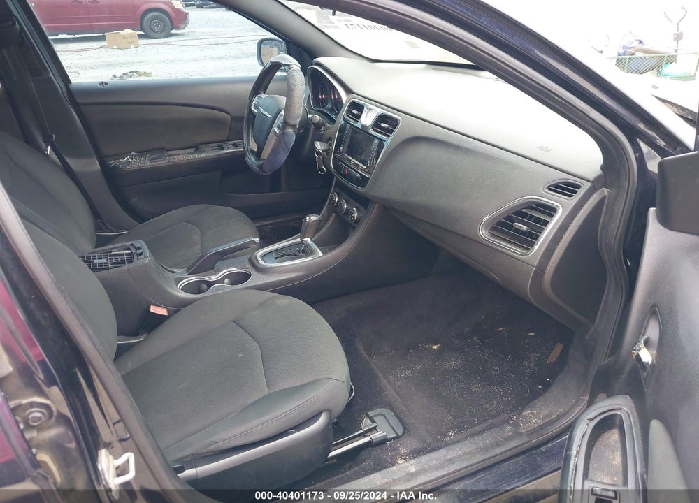 2011 CHRYSLER 200 TOURING VIN: 1C3BC1FB8BN600774