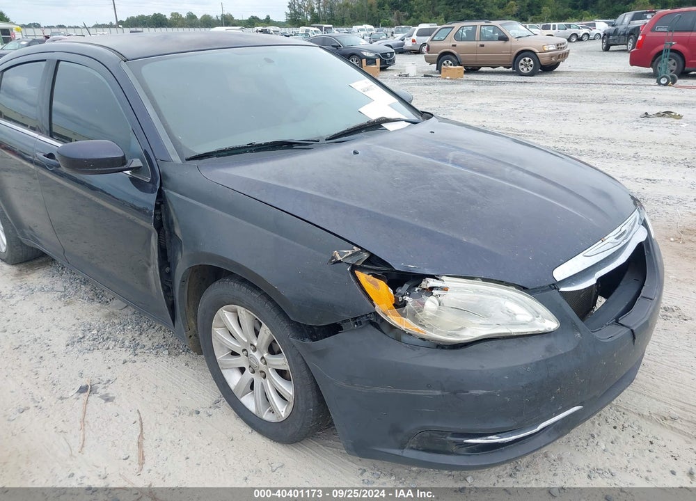 2011 CHRYSLER 200 TOURING VIN: 1C3BC1FB8BN600774