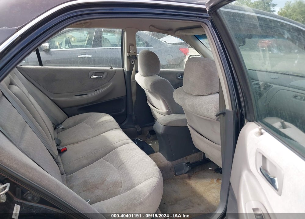 2001 HONDA ACCORD SDN LX VIN: 1HGCG16461A083519