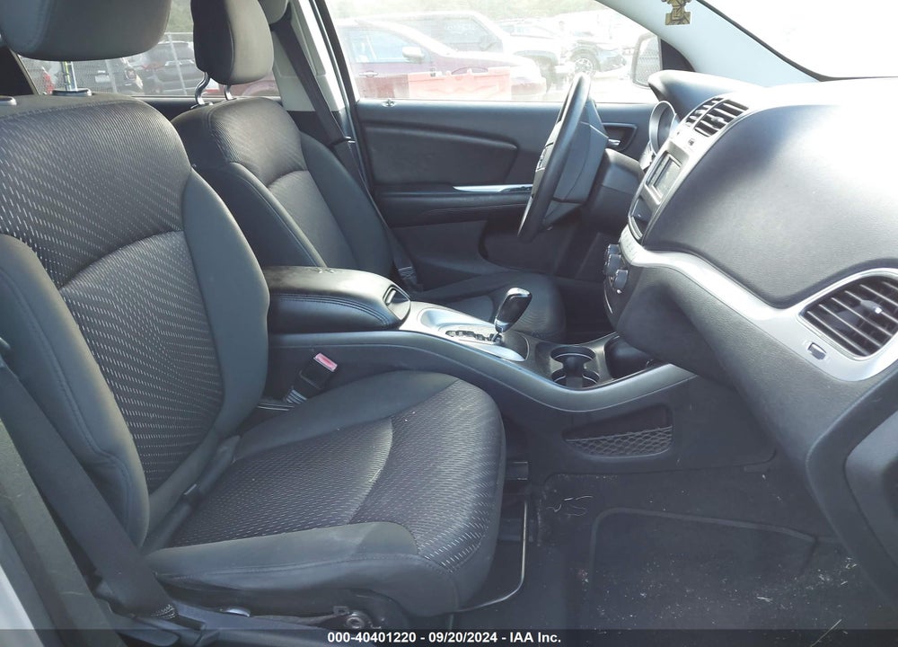 2011 DODGE JOURNEY MAINSTREET VIN: 3D4PH1FG3BT561089