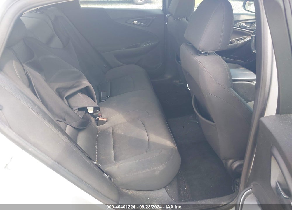 2018 CHEVROLET MALIBU LT VIN: 1G1ZD5ST6JF192452