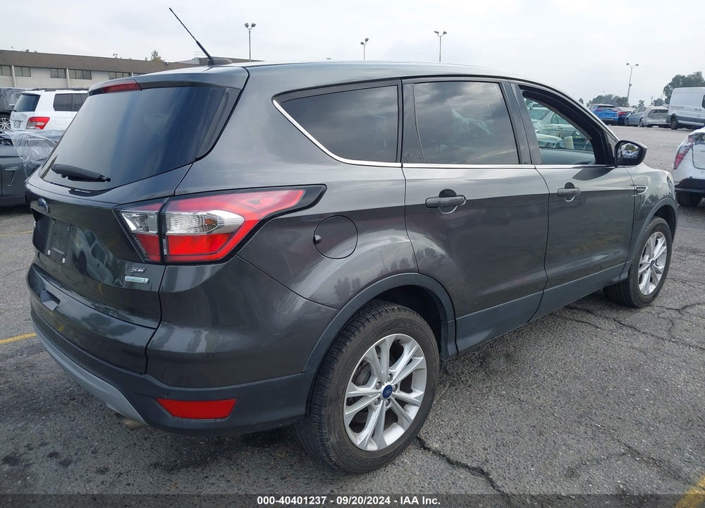 2017 FORD ESCAPE SE VIN: 1FMCU0GD1HUE55675