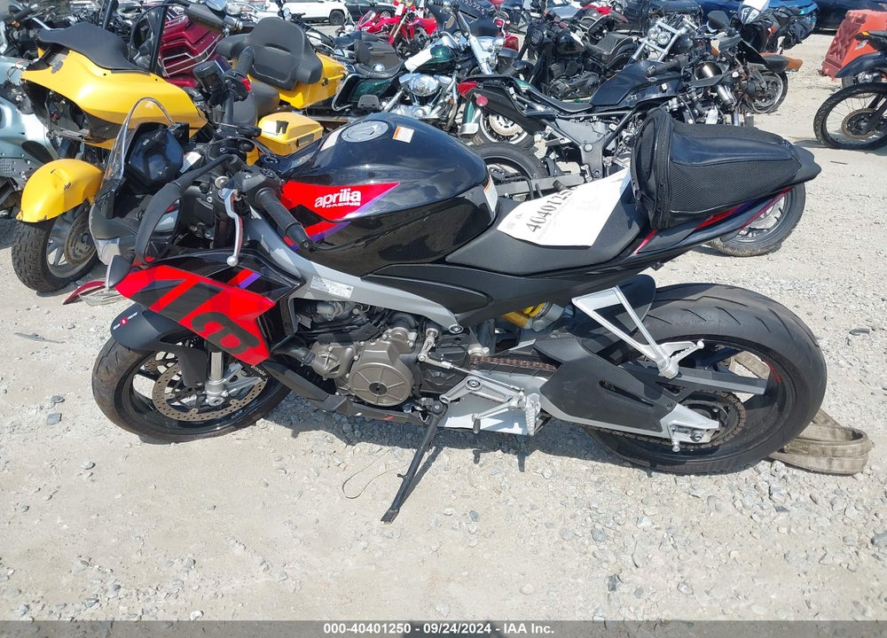 2023 APRILIA TUONO 660 FACTORY VIN: ZD4KSUM08PS000593