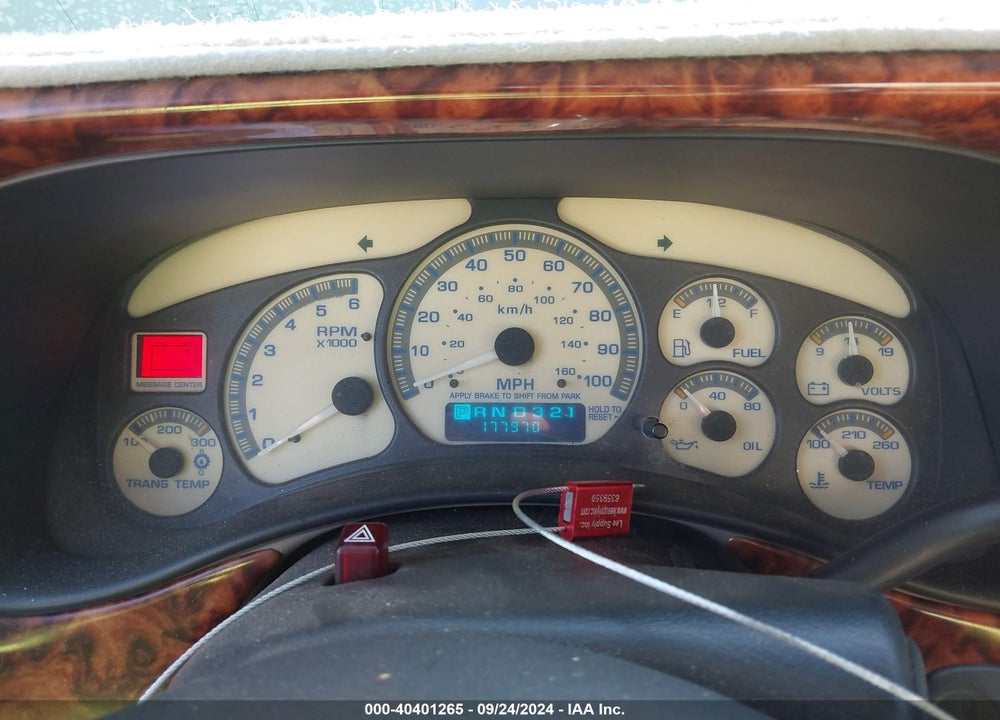 2001 GMC SIERRA 2500HD SLE VIN: 1GTHC23141F210870