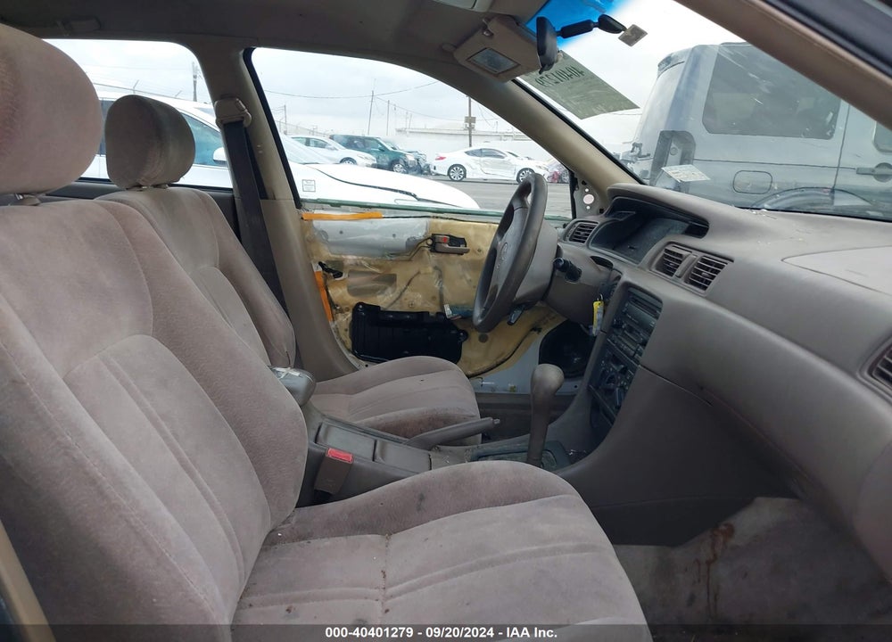 1998 TOYOTA CAMRY LE V6 VIN: JT2BF22K5W0093326