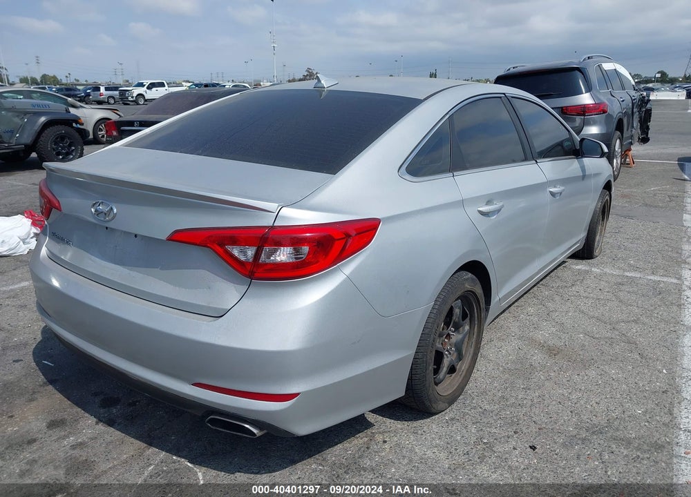 2017 HYUNDAI SONATA VIN: 5NPE24AF5HH571735