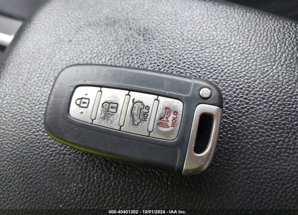 2013 HYUNDAI ELANTRA GT VIN: KMHD35LE7DU147424