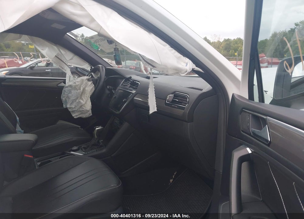 2022 VOLKSWAGEN TIGUAN 2.0T SE R-LINE BLACK VIN: 3VV8B7AX8NM033982