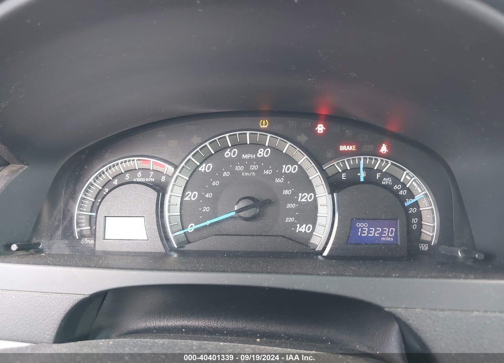 2014 TOYOTA CAMRY SE VIN: 4T1BF1FK4EU461042