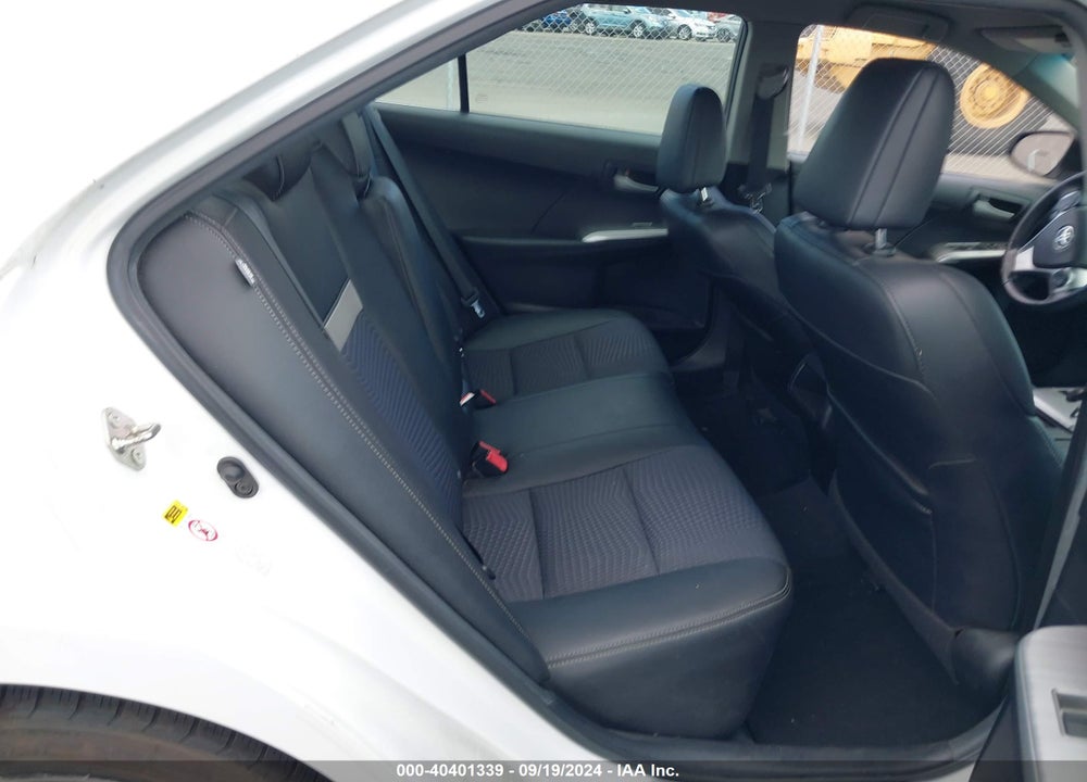 2014 TOYOTA CAMRY SE VIN: 4T1BF1FK4EU461042