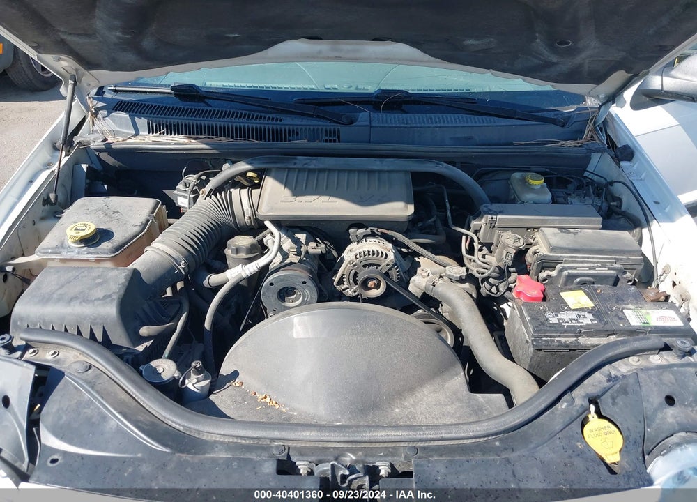 2005 JEEP GRAND CHEROKEE LAREDO VIN: 1J4GR48K05C708220