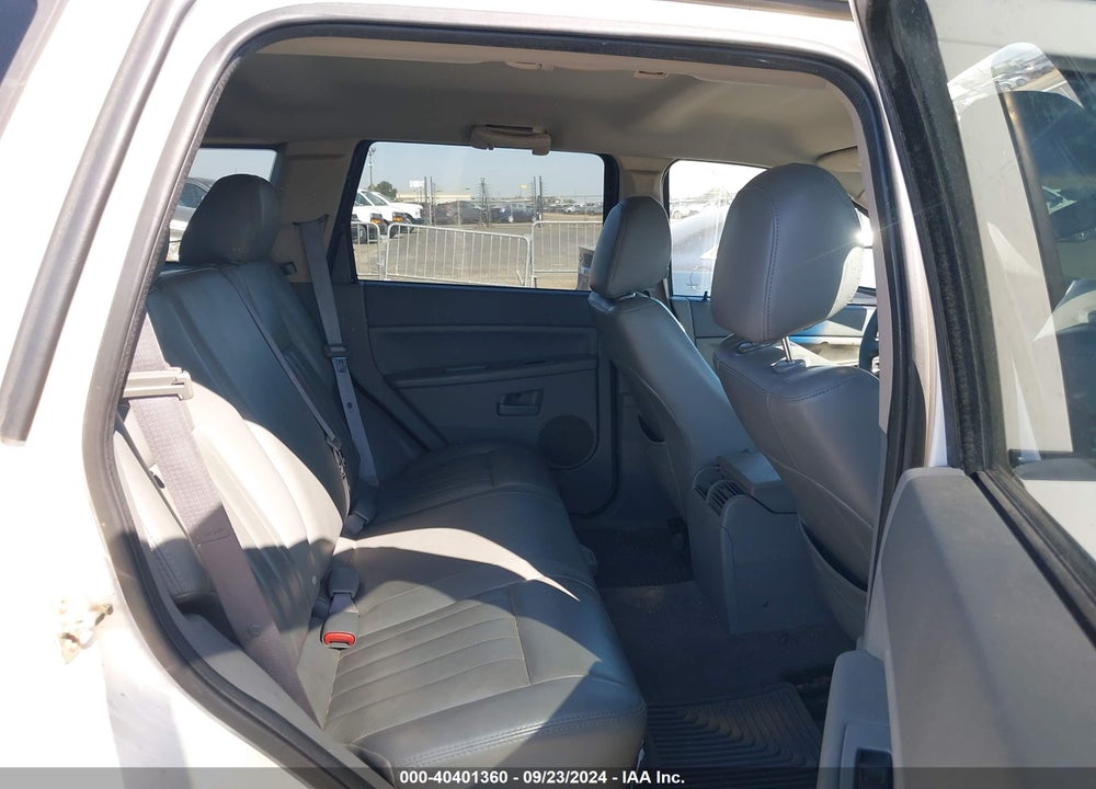 2005 JEEP GRAND CHEROKEE LAREDO VIN: 1J4GR48K05C708220