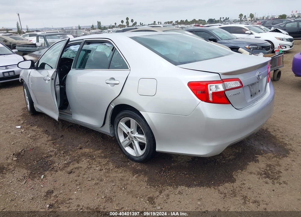 2014 TOYOTA CAMRY SE VIN: 4T1BF1FK1EU815812